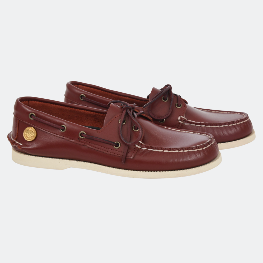 Classic Boat Shoe in Ambiance Red smooth leather, side view of the pair
