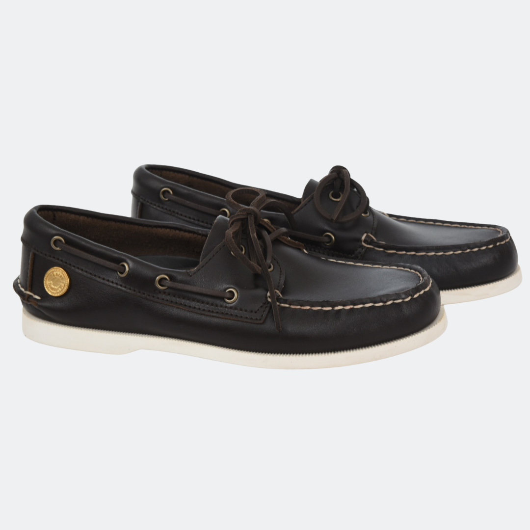 Classic Boat Shoe in Deep Brown smooth leather, side view of the pair