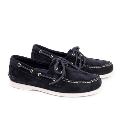 Classic Boat Shoe en gamuza Azul Marino, vista lateral del par